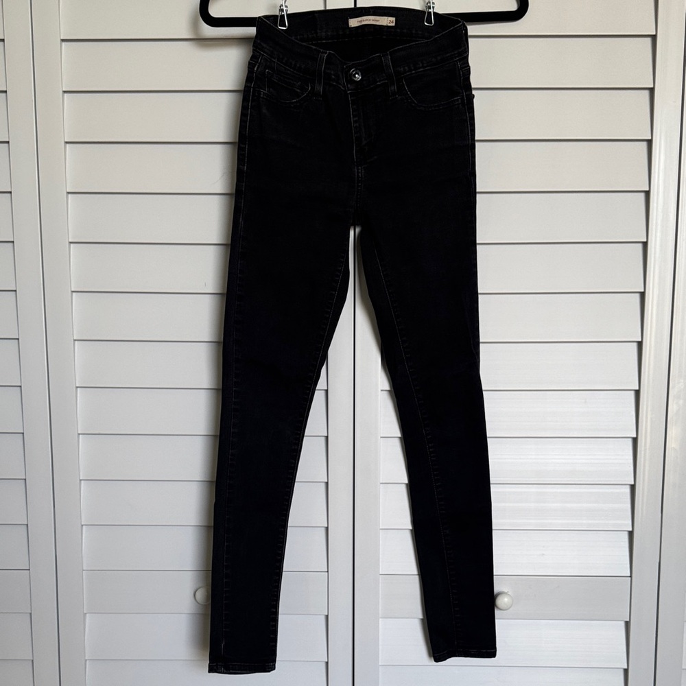 Levi's Women's Classic Black Skinny Jeans
